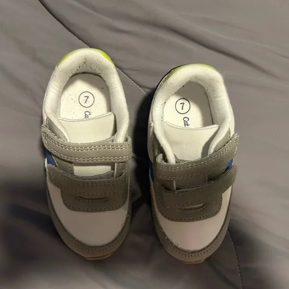 CAT & JACK KIDS SNEAKERS - Picture 5 of 7